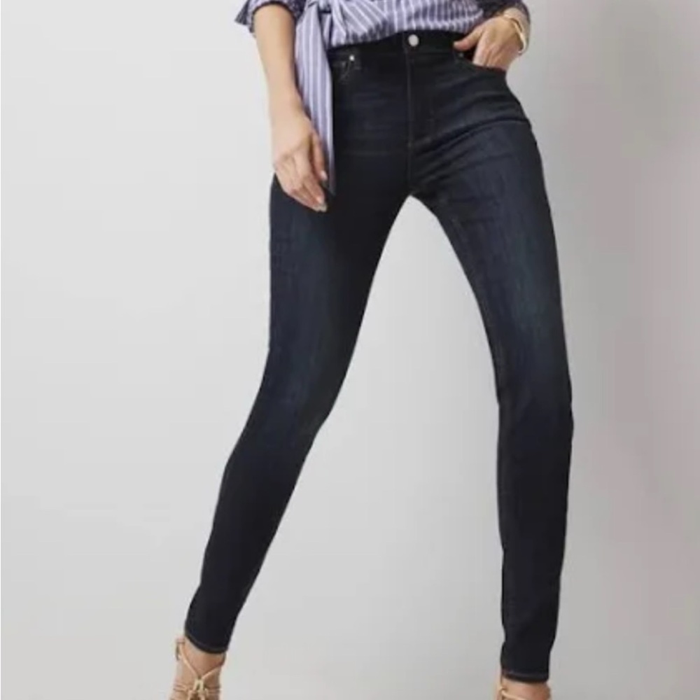 WHBM sz 10 Skinny ankle 👖 with Vintage Faded Look